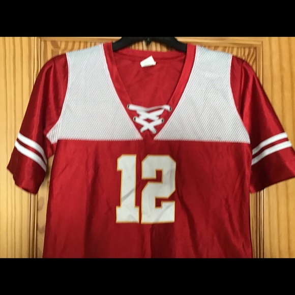 FOOTBALL PLAYER COSTUME HALLOWEEN SZ M QUARTERBACK RED WHITE - Picture 2 of 15